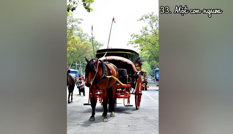 33. Một con ngựa đang đứng cạnh một chiếc xe ngựa cổ điển.  Một khung cảnh cổ điển v&agrave; l&atilde;ng mạn.